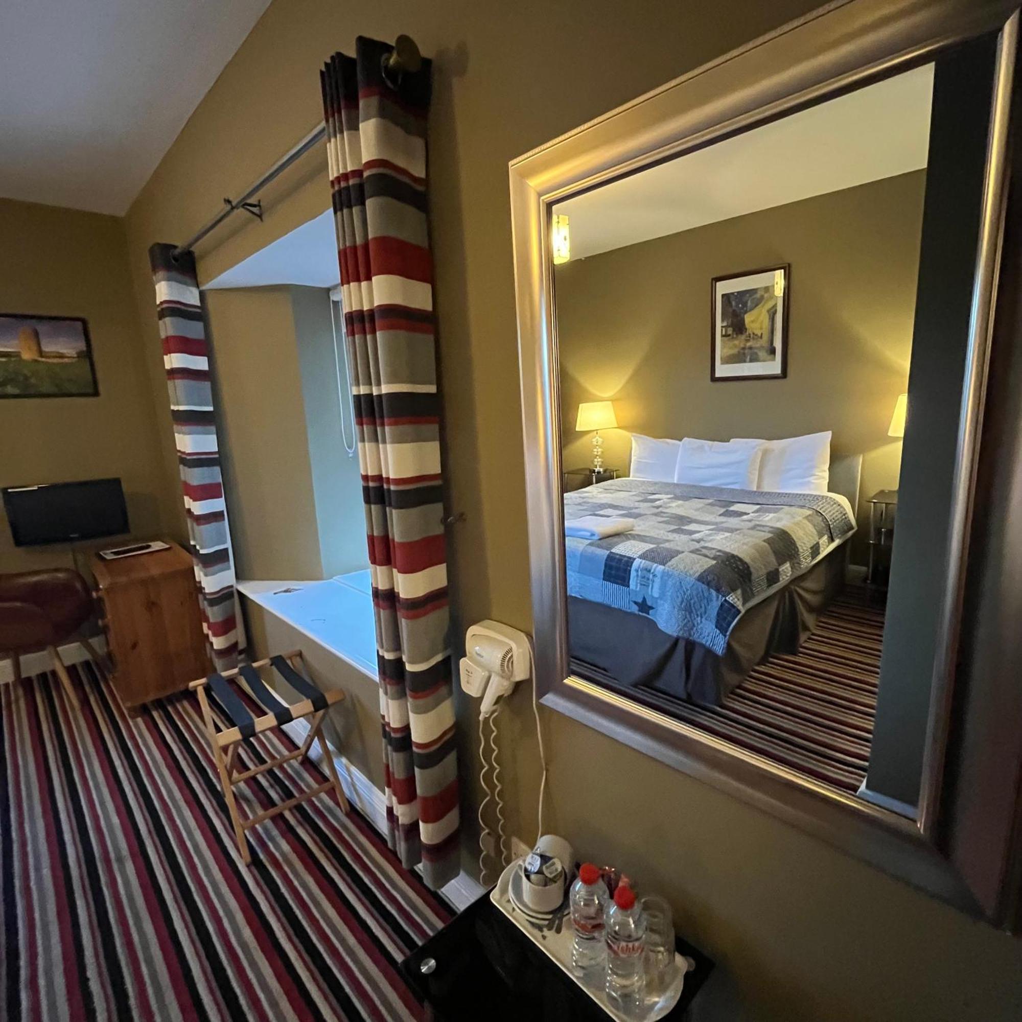 The Yeats County Inn Hotel Tubbercurry エクステリア 写真